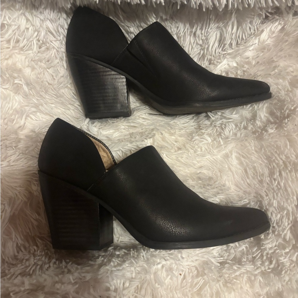 SOUL Naturalizer Black Ankle Booties
